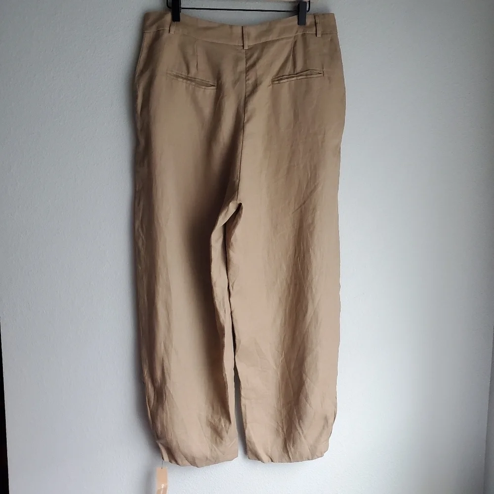 Reformation Fallon Pants in Khaki size 12 NWT